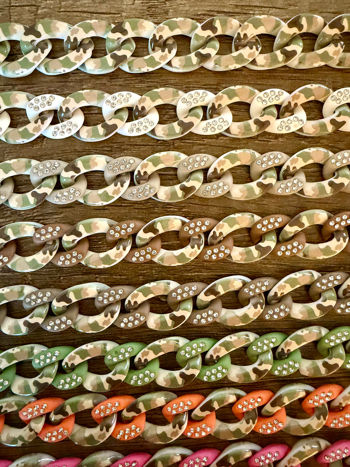 Camo Chains