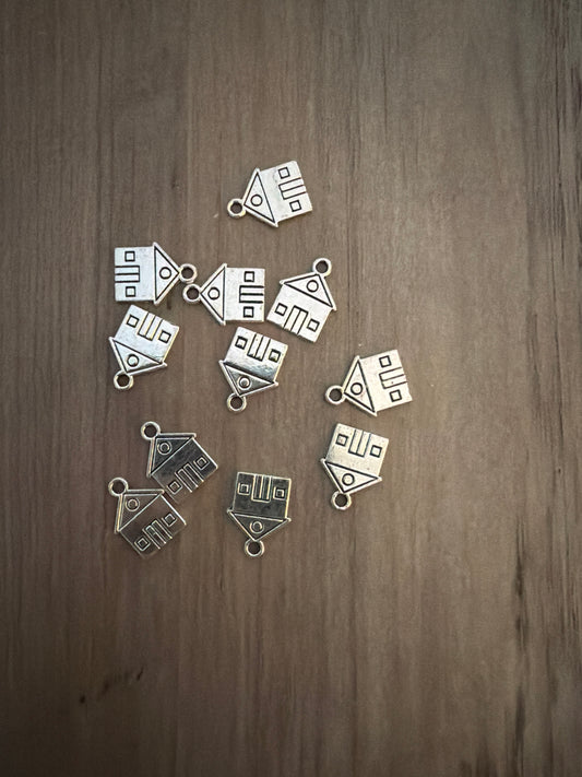 House Charm Lot