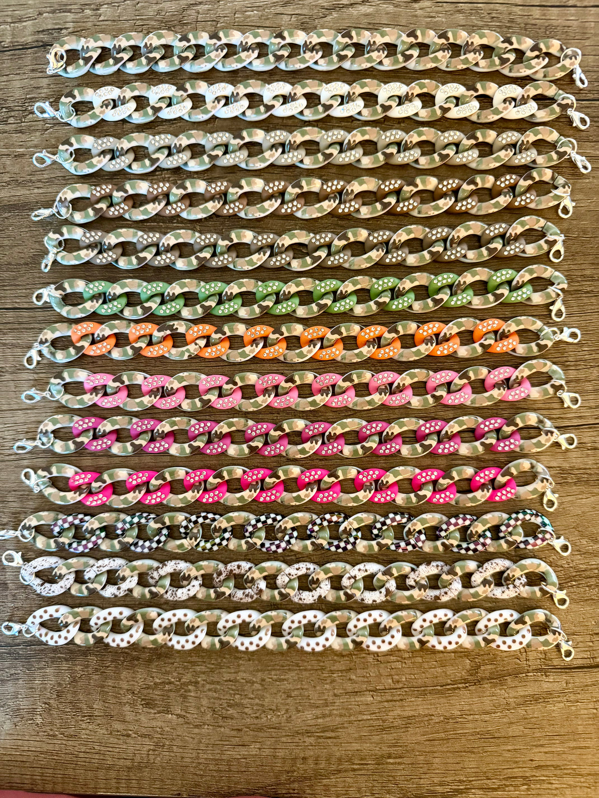 Camo Chains