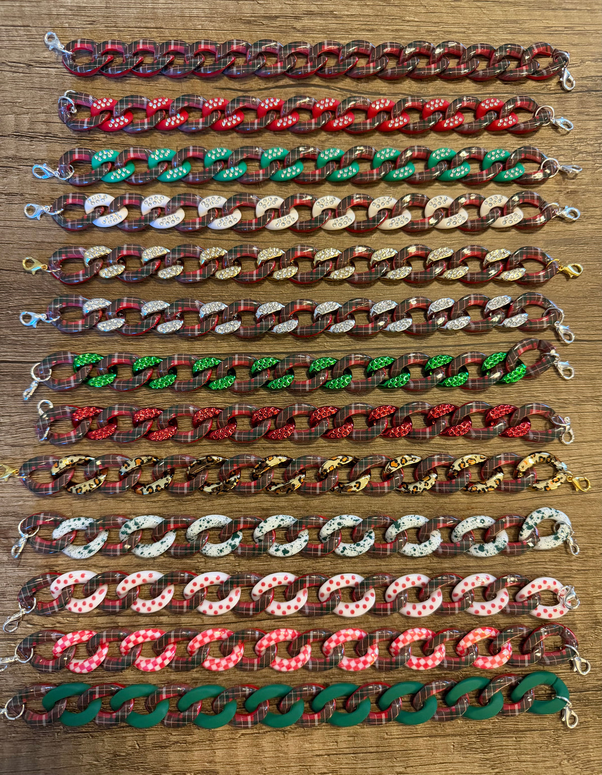 Red & Green Plaid Chains
