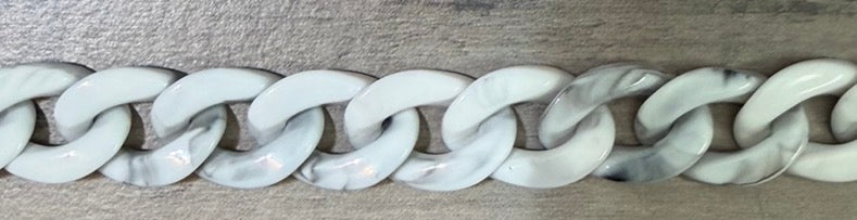 Marbled Medium Link chain