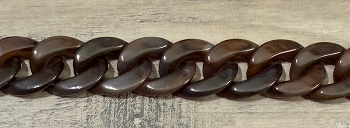 Marbled Medium Link chain