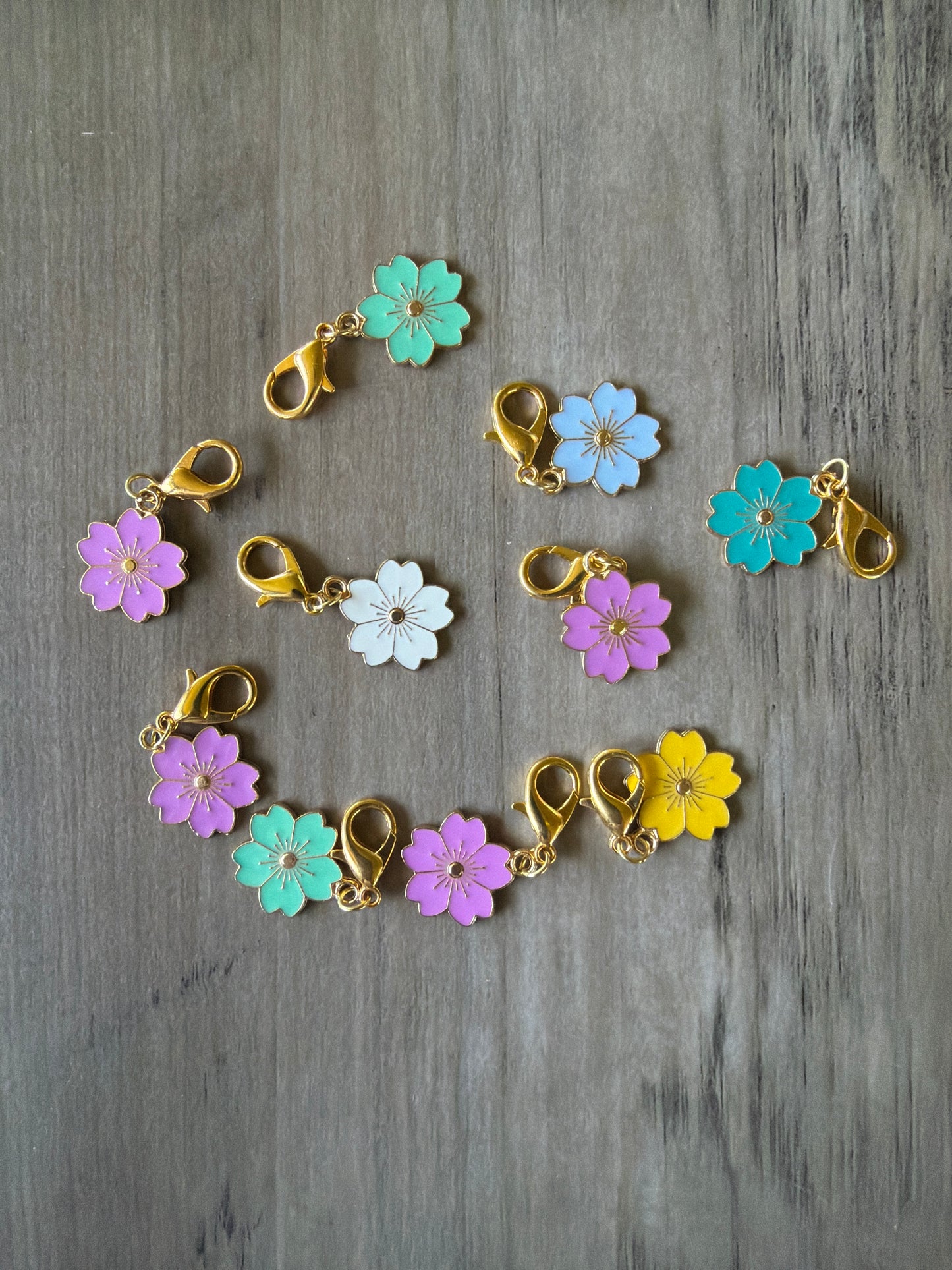 Flowers with Claps Charm Lot