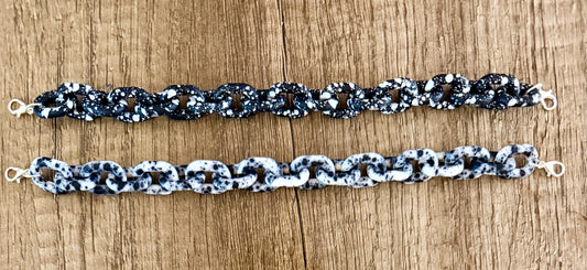 Matte Splatter Chains